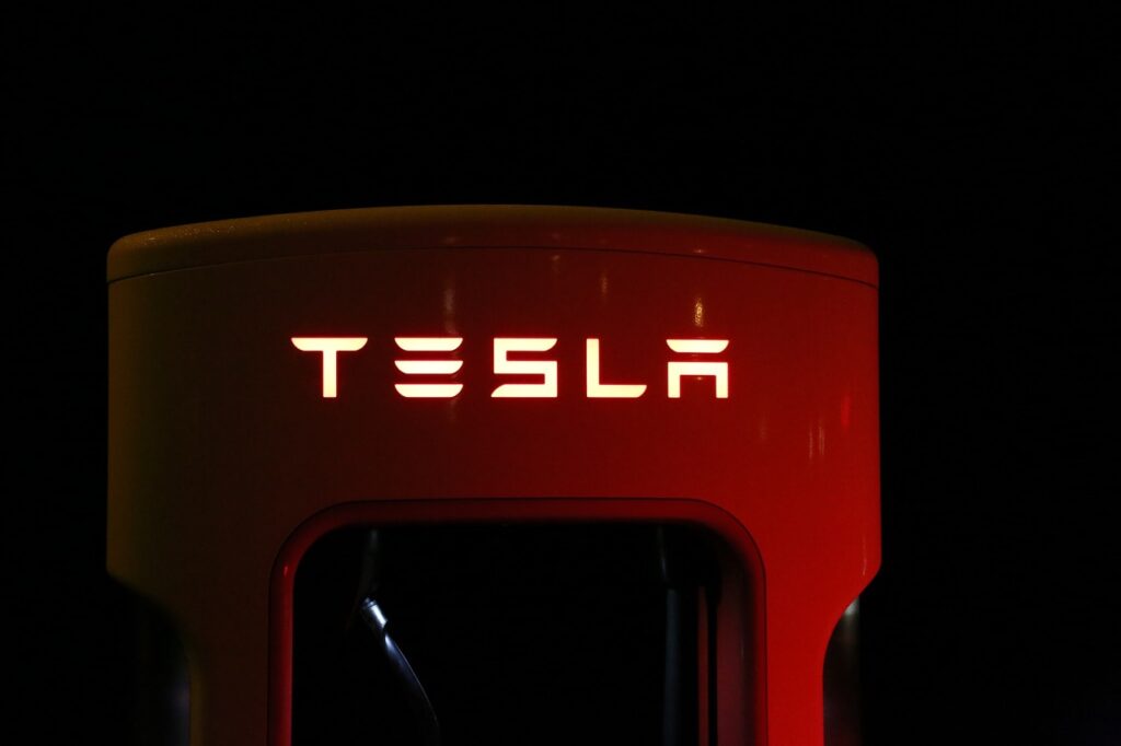 Conduisez une Tesla flambant neuve pendant une semaine pour presque rien